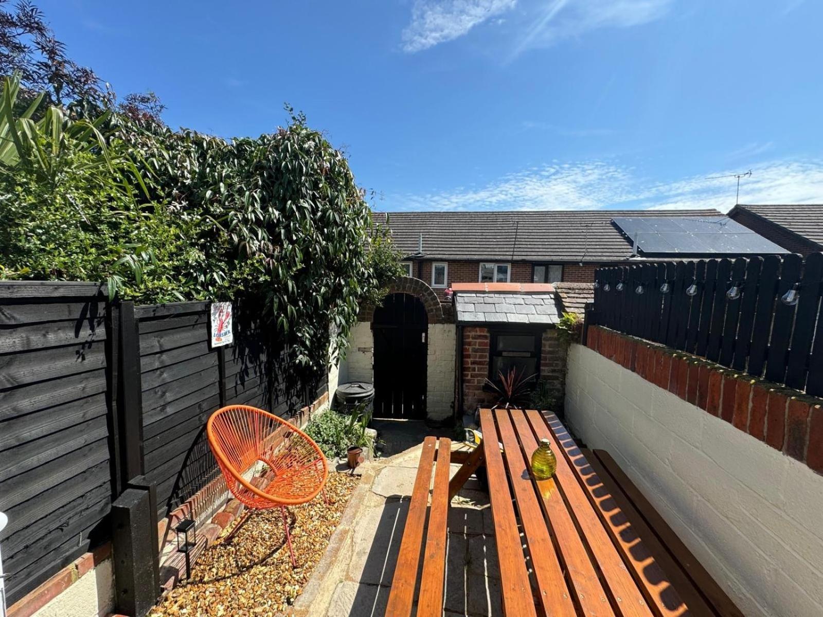Villa Driftwood House - Luxury Dog-Friendly Townhouse In Cowes, Steps From Marina Cowes  Esterno foto